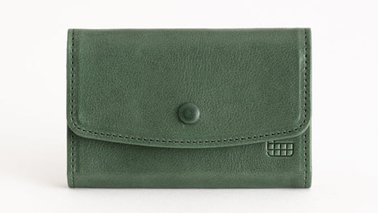 IKUTA KABAN CURUMI CARD CASE(クルミカードケース) REAL GREEN